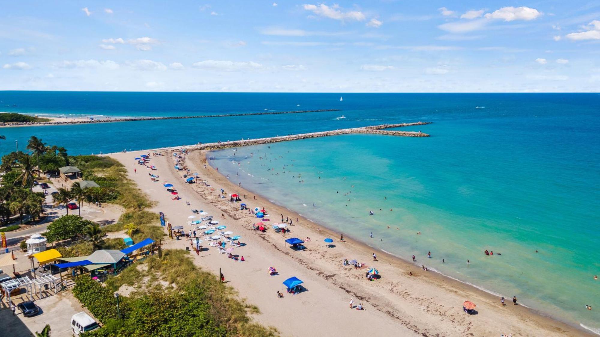 Oceanfront Inn Room #16- Ocean View Balcony 2 Full Beds Fort Pierce Esterno foto