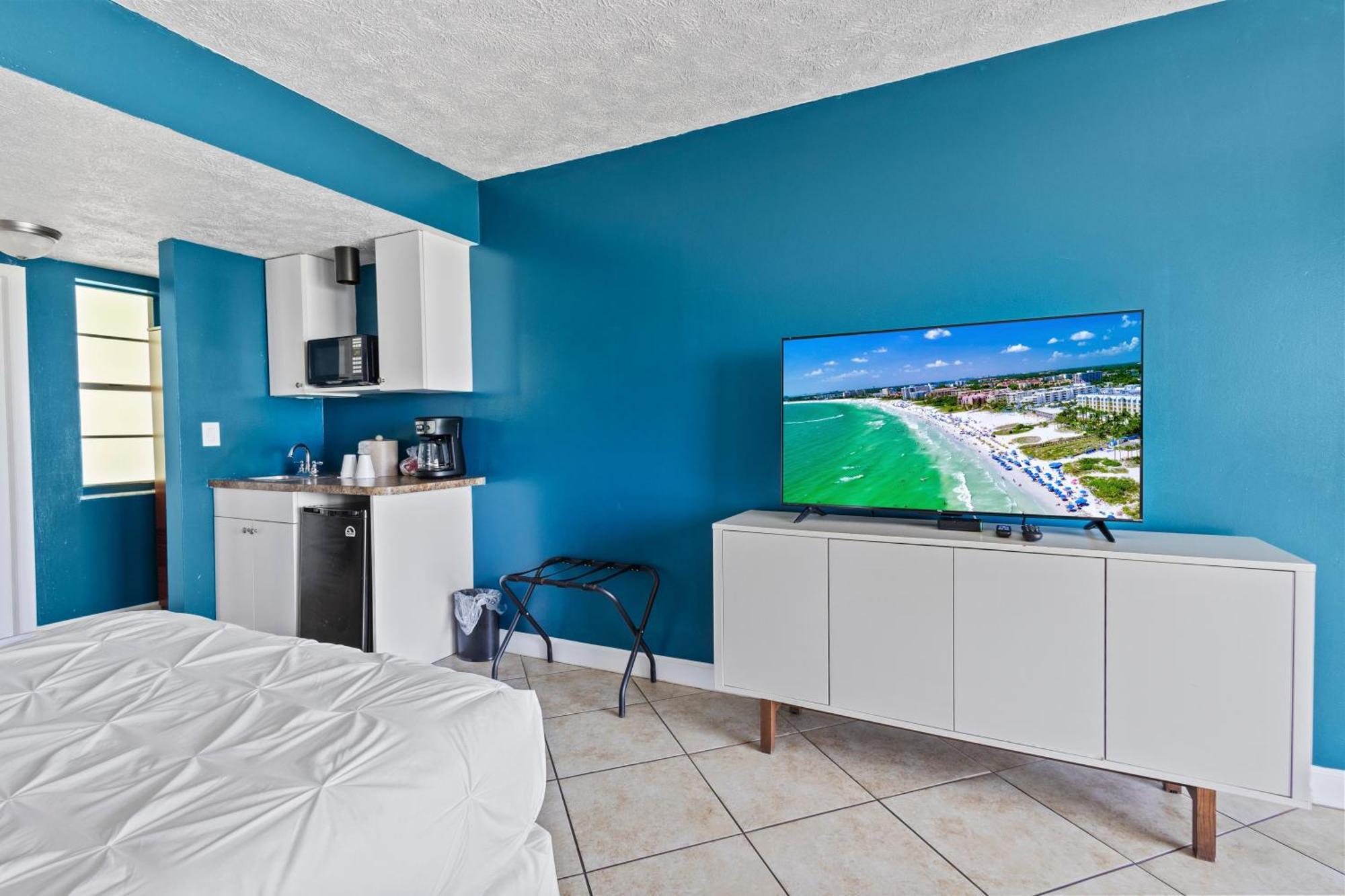Oceanfront Inn Room #16- Ocean View Balcony 2 Full Beds Fort Pierce Esterno foto